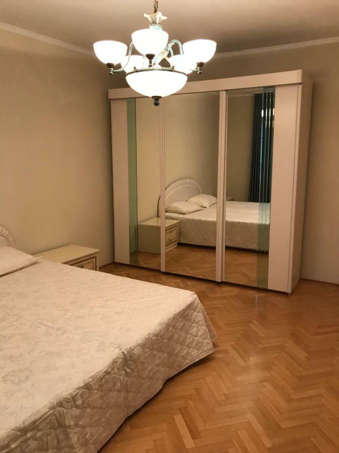Gábor Pál 1 Apartman 2 szoba Dunafoldvar Esterno foto