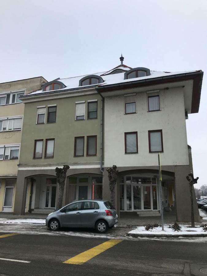 Gábor Pál 1 Apartman 2 szoba Dunafoldvar Esterno foto